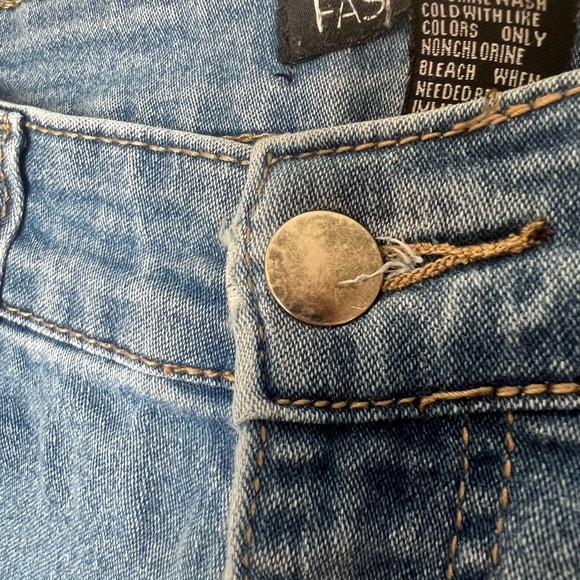 Fashion Nova Booty Shaping Low Rise Skinny Jeans Medium Wash - Picture 7 of 7